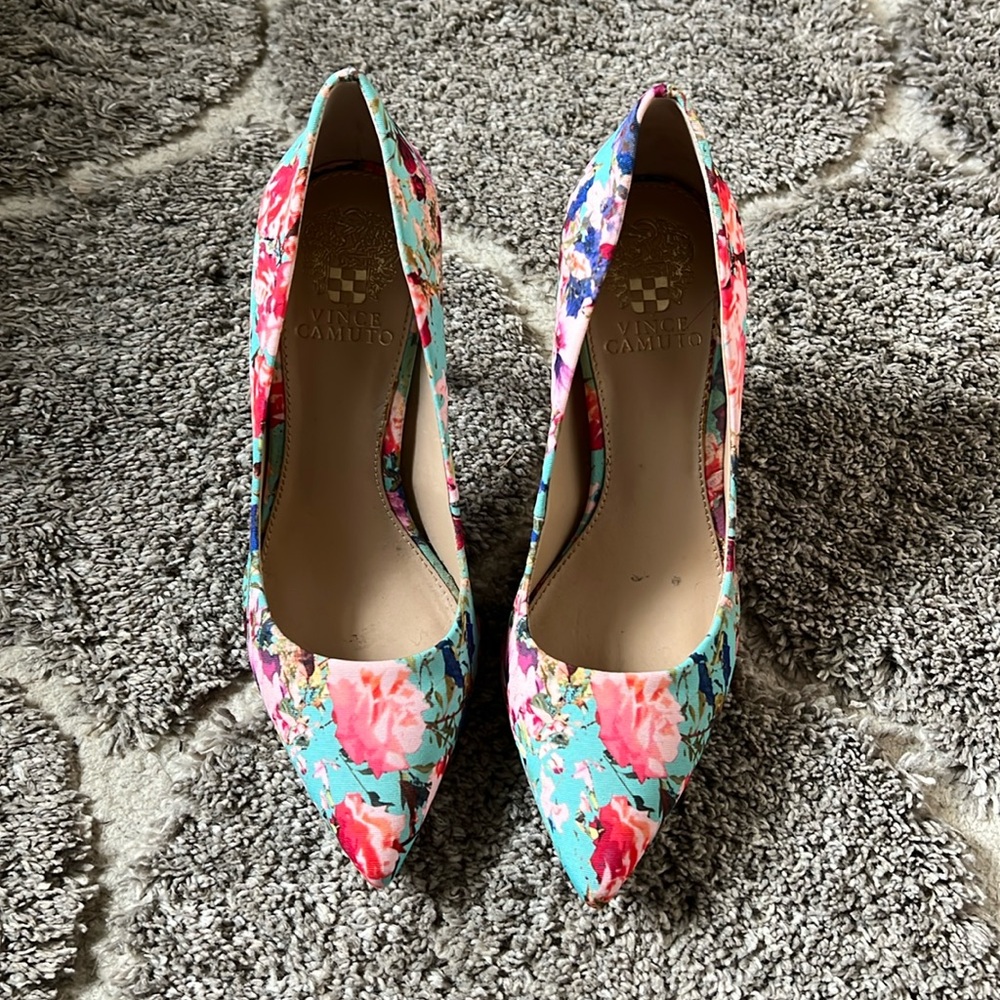 Gently used Vince Camuto floral heels